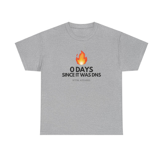 Everything Is Fine - IT Support, Sysadmin, Tech Humor, Relaxed, Geek Gift