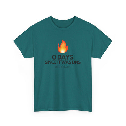 Everything Is Fine - IT Support, Sysadmin, Tech Humor, Relaxed, Geek Gift
